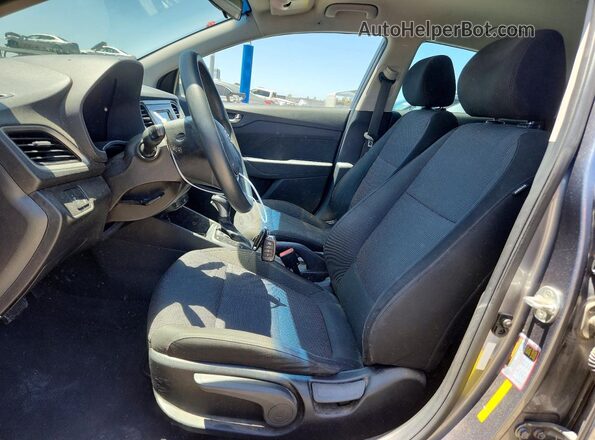 3KPC24A36JE026439 2018 HYUNDAI ACCENT Gray Dashboard view
