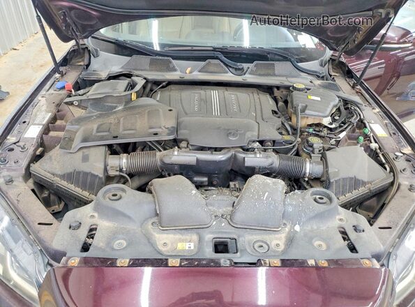 SAJWJ1CD0G8V94579 2016 JAGUAR XJ Red Vista del compartimento del motor