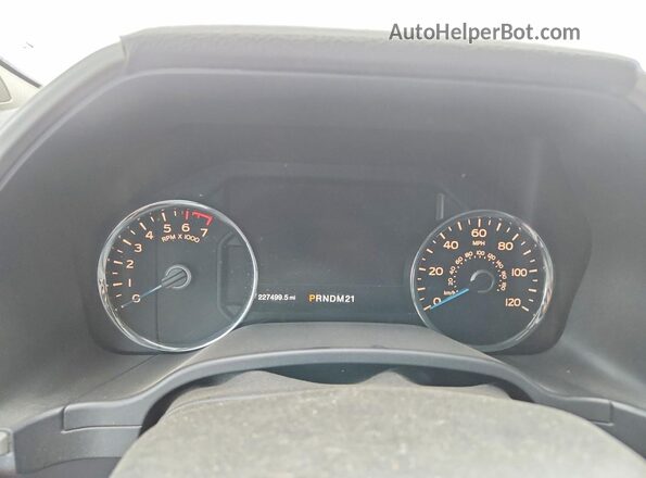 1FTEW1EPXHKD24993 2017 FORD F150 White Widok tylnych siedzeń