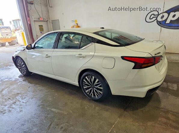 1N4BL4DV5TN329674 2026 NISSAN ALTIMA White Հետևի աջ
