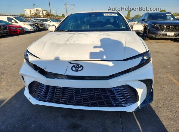 4T1DAACK3SU147695 2025 TOYOTA CAMRY White უკანა ხედი