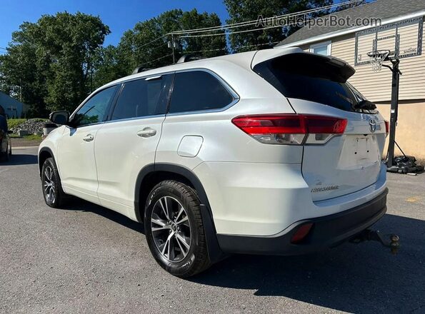 5TDBZRFH3JS891836 2018 TOYOTA HIGHLANDER White Tył prawy