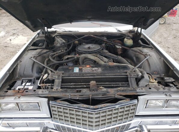 6D47S60236933 1976 CADILLAC DEVILLE Silver Vista interior trasera