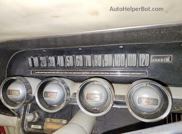 6Y85Q109804 1966 FORD T Red ხელსაწყოთა პანელის ხედი
