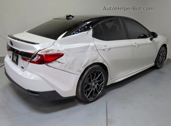 4T1DBADK9SU006898 2025 TOYOTA CAMRY White წინა მარჯვენა