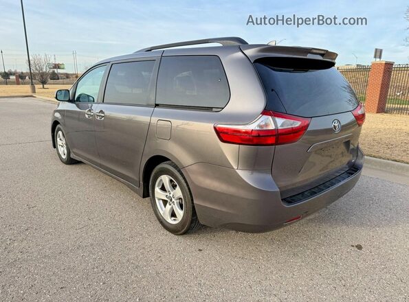 5TDKZ3DC1JS925096 2018 TOYOTA SIENNA Gray Առջևի աջ