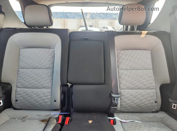 2GNAXREV8J6204327 2018 CHEVROLET EQUINOX Белый Вид задней части салона