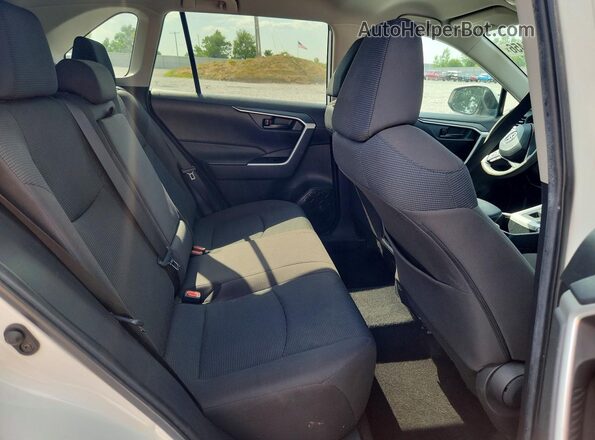 2T3G1RFV8NC260637 2022 TOYOTA RAV4 Белый Вид задней части салона