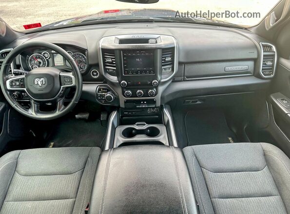 1C6RRFFG7KN917454 2019 RAM 1500 Blue ხელსაწყოთა პანელის ხედი
