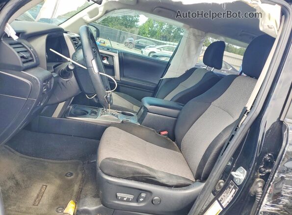 JTEZU5JR3H5151902 2017 TOYOTA 4RUNNER Black წინა პანელის ხედი