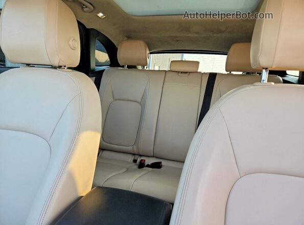 SADCJ2FXXLA630556 2020 JAGUAR F-PACE Black Вид задньої частини салону