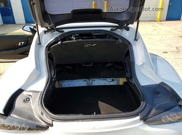 WZ1DB0C01MW042902 2021 TOYOTA GR White Սալոնի հետևի տեսք