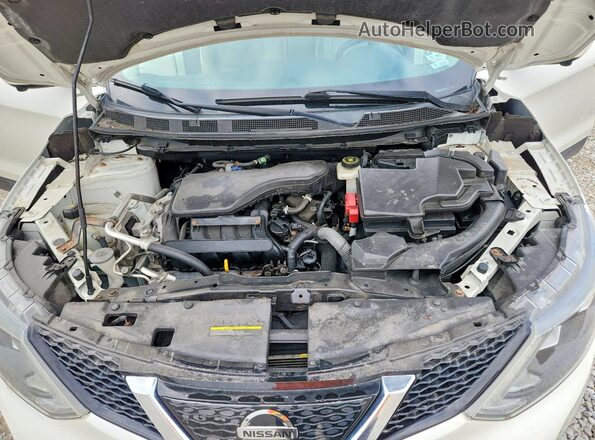JN1BJ1CR7JW200722 2018 NISSAN ROGUE White Widok komory silnika