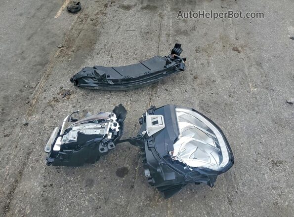 JA4J3UA82PZ039728 2023 MITSUBISHI OUTLANDER Red Панорамний вид салону 360°