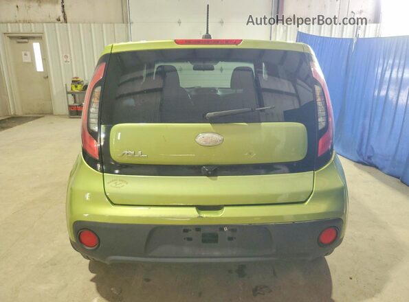 KNDJN2A26K7918752 2019 KIA SOUL Зеленый Вид салона спереди