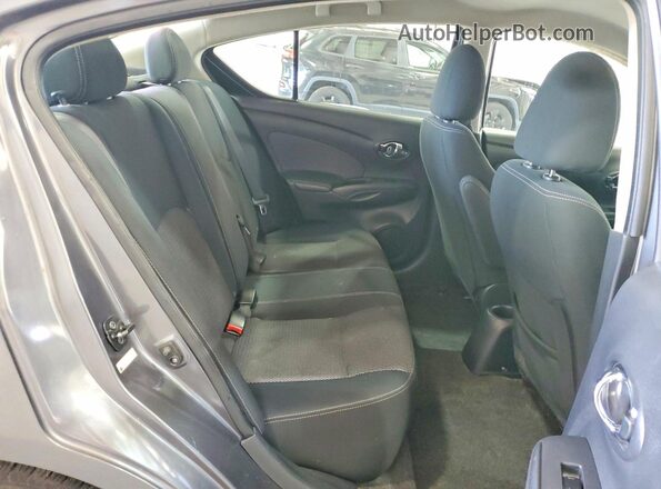 3N1CN7AP1GL846432 2016 NISSAN VERSA Silver უკანა სალონის ხედი