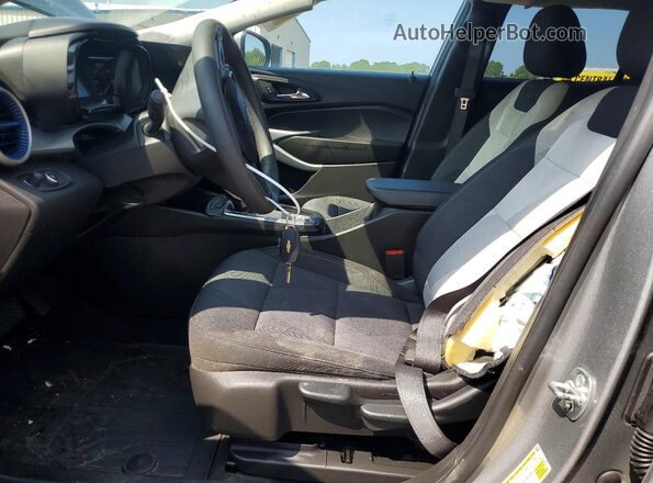 KL77LFEPXSC304448 2025 CHEVROLET TRAX Gray Dashboard view