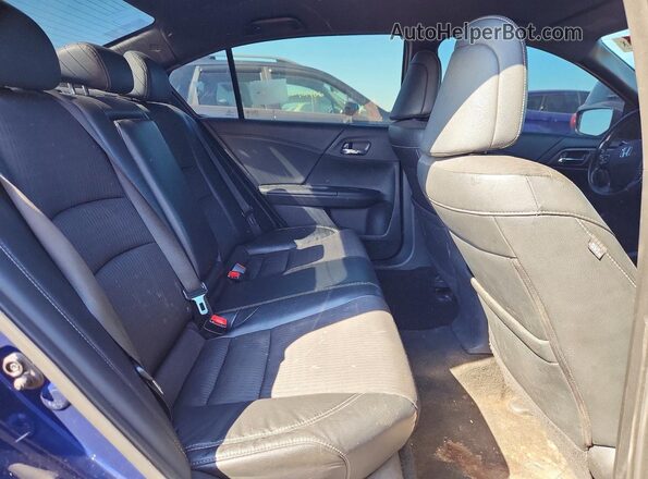 1HGCR2F65HA072295 2017 HONDA ACCORD Blue Vista interior trasera