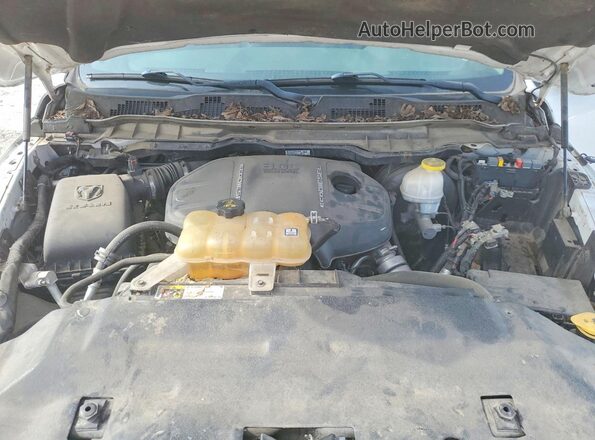 1C6RR7KM9JS120768 2018 RAM 1500 Белый Вид подкапотного пространства