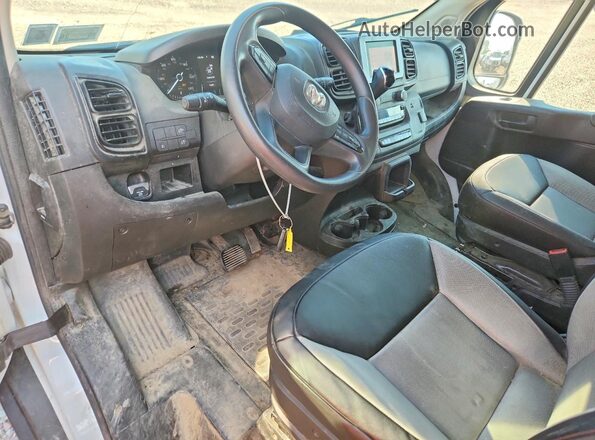 3C6MRVJG6SE517692 2025 RAM PROMASTER Белый Вид щитка приборов