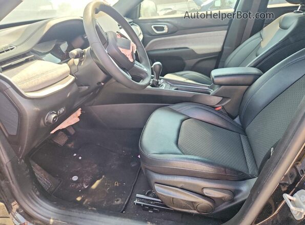 3C4NJDBN6RT119495 2024 JEEP COMPASS Черный Вид панели приборов