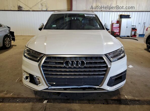 WA1AAAF77HD015377 2017 AUDI Q7 White Вид ззаду