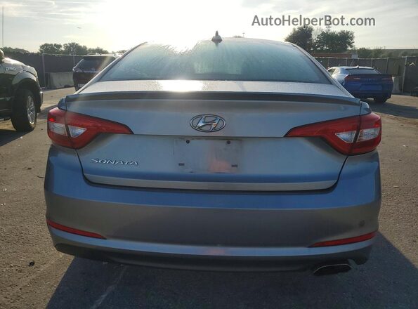 5NPE24AF5HH548942 2017 HYUNDAI SONATA Gray Вид салону спереду