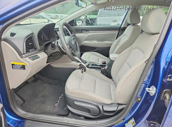 5NPD84LF6HH100992 2017 HYUNDAI ELANTRA Синий Вид панели приборов