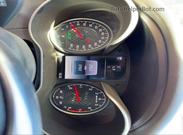 WDDWJ6EB9HF493728 2017 MERCEDES-BENZ C White ხელსაწყოთა პანელის ხედი