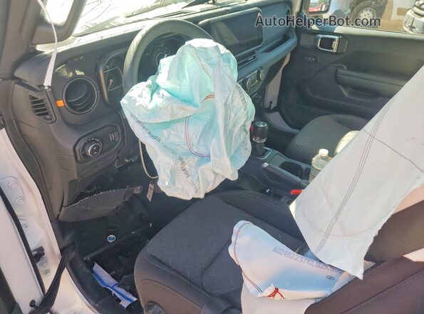 1C6RJTEG3TL151338 2026 JEEP GLADIATOR White ხელსაწყოთა პანელის ხედი