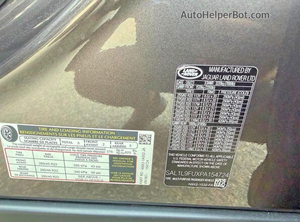 SAL1L9FUXPA154724 2023 LAND ROVER RANGE Gray Rear interior view