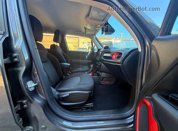 ZACNJDC18MPM20651 2021 JEEP RENEGADE Gray Вид ззаду