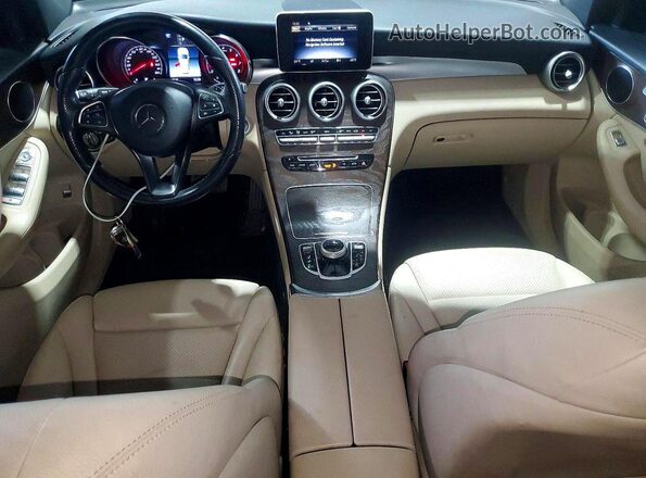 WDC0G4KB6JV090982 2018 MERCEDES-BENZ GLC-CLASS White Widok zestawu wskaźników
