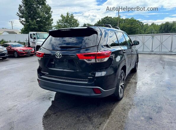 5TDBZRFH5JS850690 2018 TOYOTA HIGHLANDER Black Передня права чверть