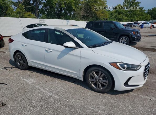 5NPD84LFXHH136815 2017 HYUNDAI ELANTRA White Front view