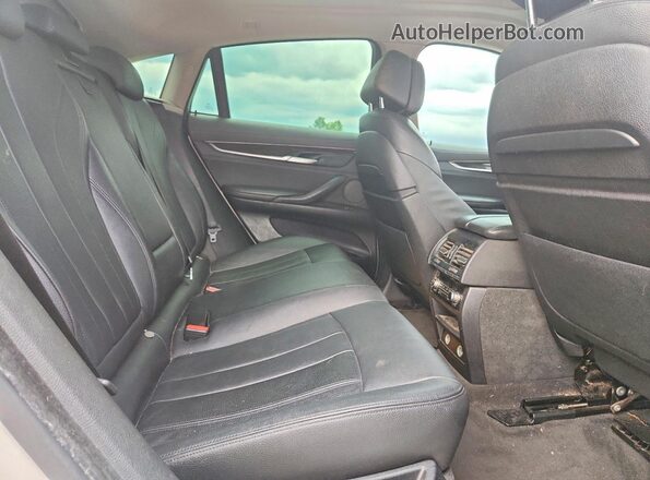 5UXKU0C53G0F92297 2016 BMW X6 White Widok komory silnika
