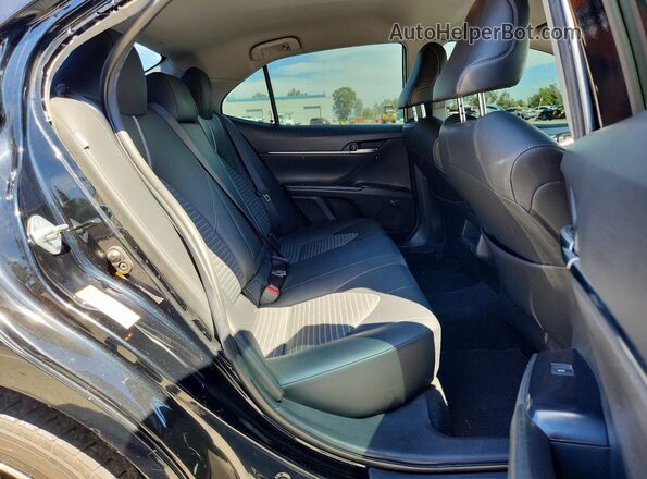 JTNB11HK5J3069859 2018 TOYOTA CAMRY Black Սալոնի հետևի տեսք