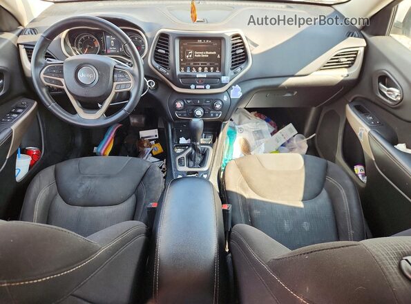 1C4PJLCB7HD232982 2017 JEEP CHEROKEE White Вид щитка приладів