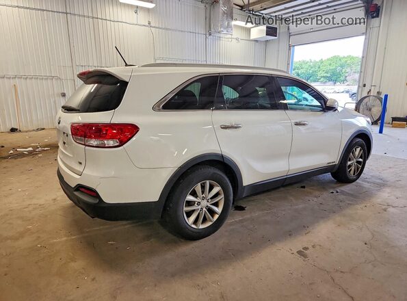 5XYPGDA54HG234367 2017 KIA SORENTO White Delantero derecho