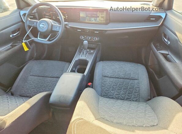 3N8AP6CA0SL336619 2025 NISSAN KICKS Gray Widok zestawu wskaźników