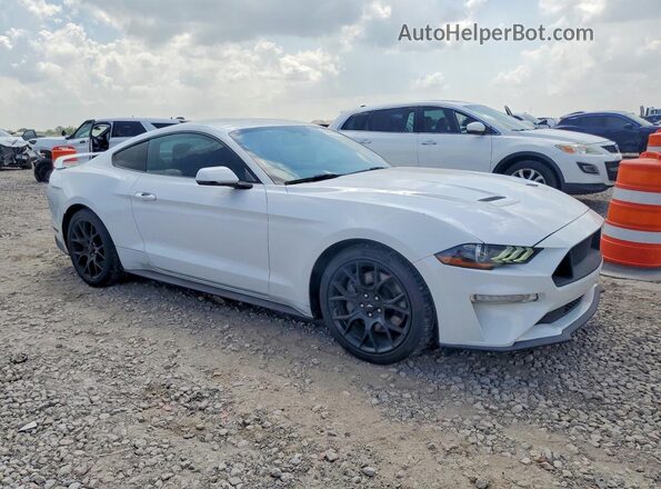 1FA6P8THXJ5175646 2018 FORD MUSTANG White Vista frontal
