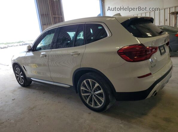 5UXTR7C54KLE98449 2019 BMW X3 White Rear right