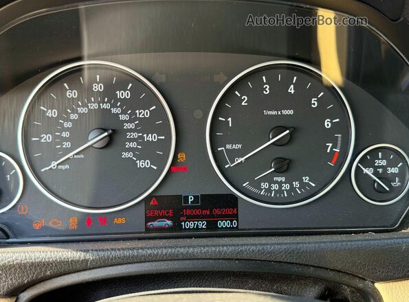 WBA8E1G37HNU16973 2017 BMW 3 SERIES White Instrument cluster view