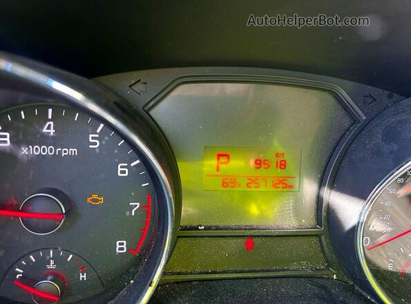 KNDMA5C18H6259666 2017 KIA SEDONA Gray Вид панелі приладів