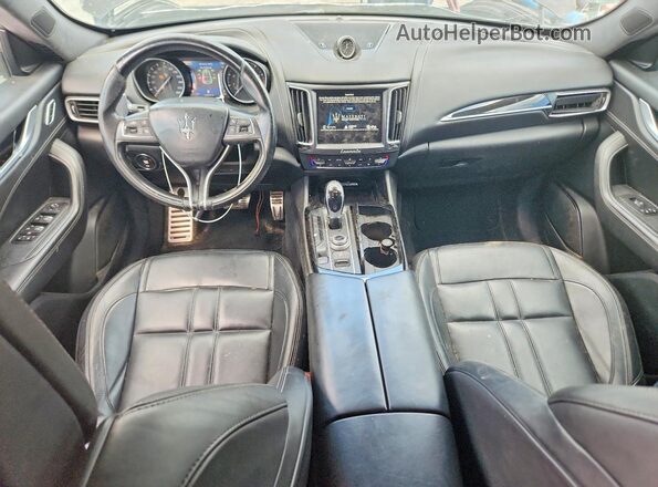 ZN661XUS8HX262717 2017 MASERATI LEVANTE Black Instrument cluster view