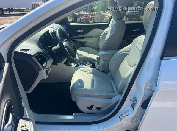 1C4PJMDX8MD225274 2021 JEEP CHEROKEE Белый Вид подкапотного пространства