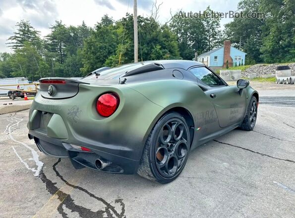 ZARBAAA43GM176661 2016 ALFA ROMEO 4C Black Front right