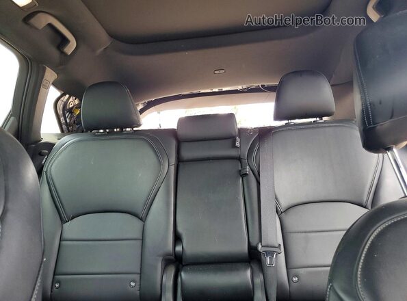 3PCAJ5BB1MF126940 2021 INFINITI QX50 Gray Rear interior view
