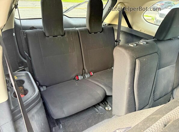 JA4AZ3A32GZ018262 2016 MITSUBISHI OUTLANDER Silver Vista interior trasera