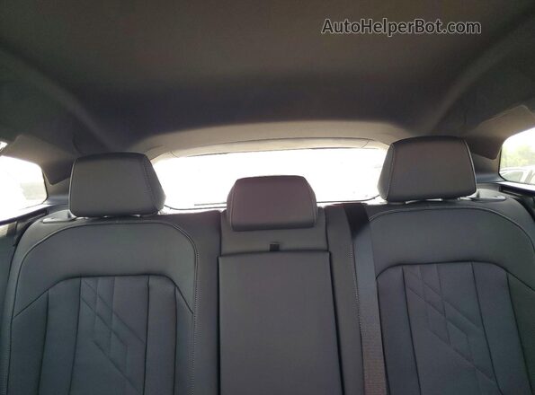5UX53GP07T9199476 2026 BMW X3 Red Вид задньої частини салону